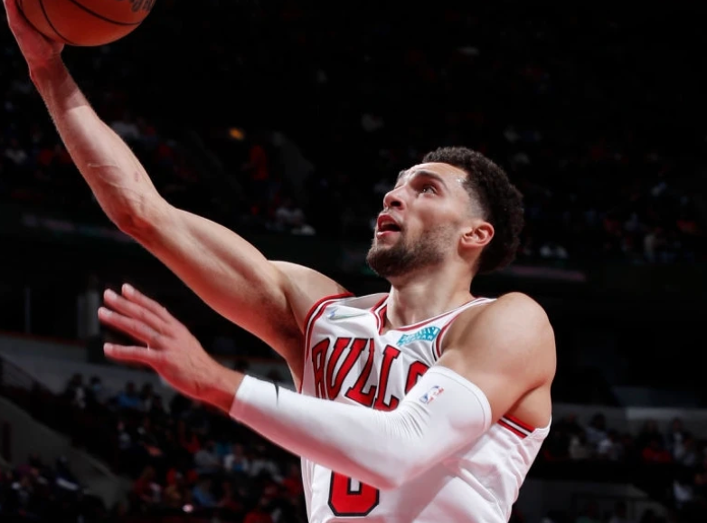 问鼎国际- 关键时刻芝加哥公牛备战全明星赛，远射贴柱细节曝光，球迷炸锅，训练强度明显提升