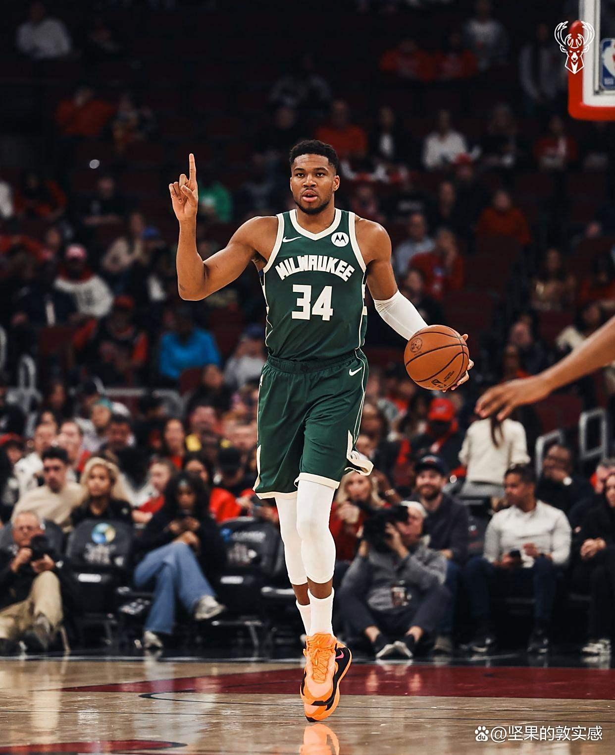 问鼎-包含字母哥新星回归赛场表现惊艳，曼联未来可期！的词条