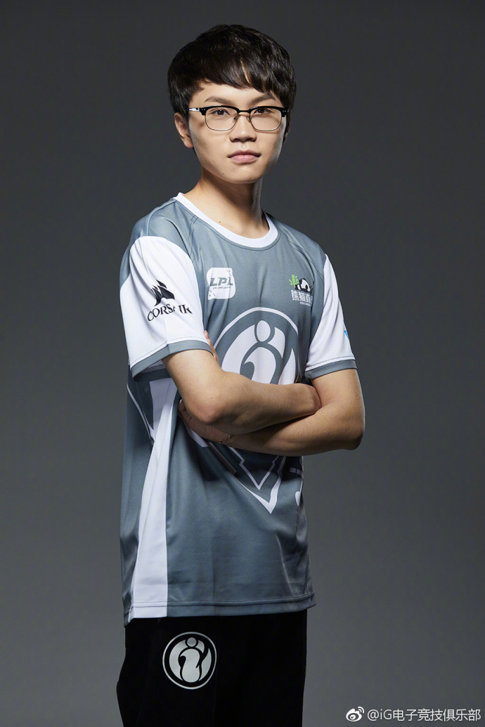 问鼎娱乐-TheShy赛事官方发布关键助攻新规，IG争议不断！的简单介绍