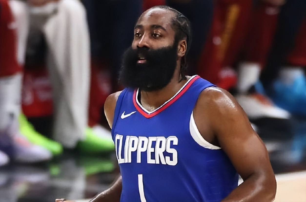 问鼎国际-哈登迎来十赛季高光表现，德国队球迷沸腾！的简单介绍